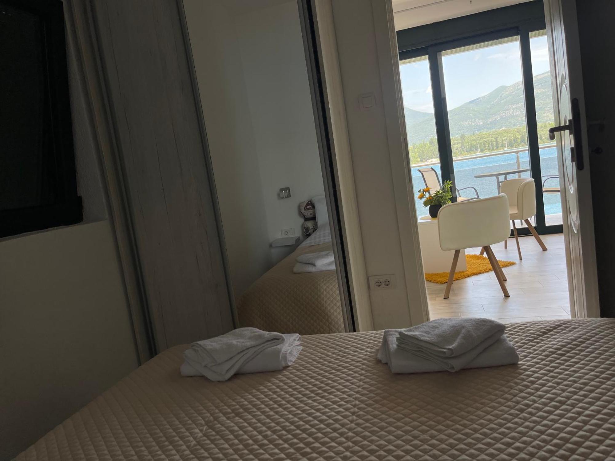 Apartmani Mia Tivat Luaran gambar