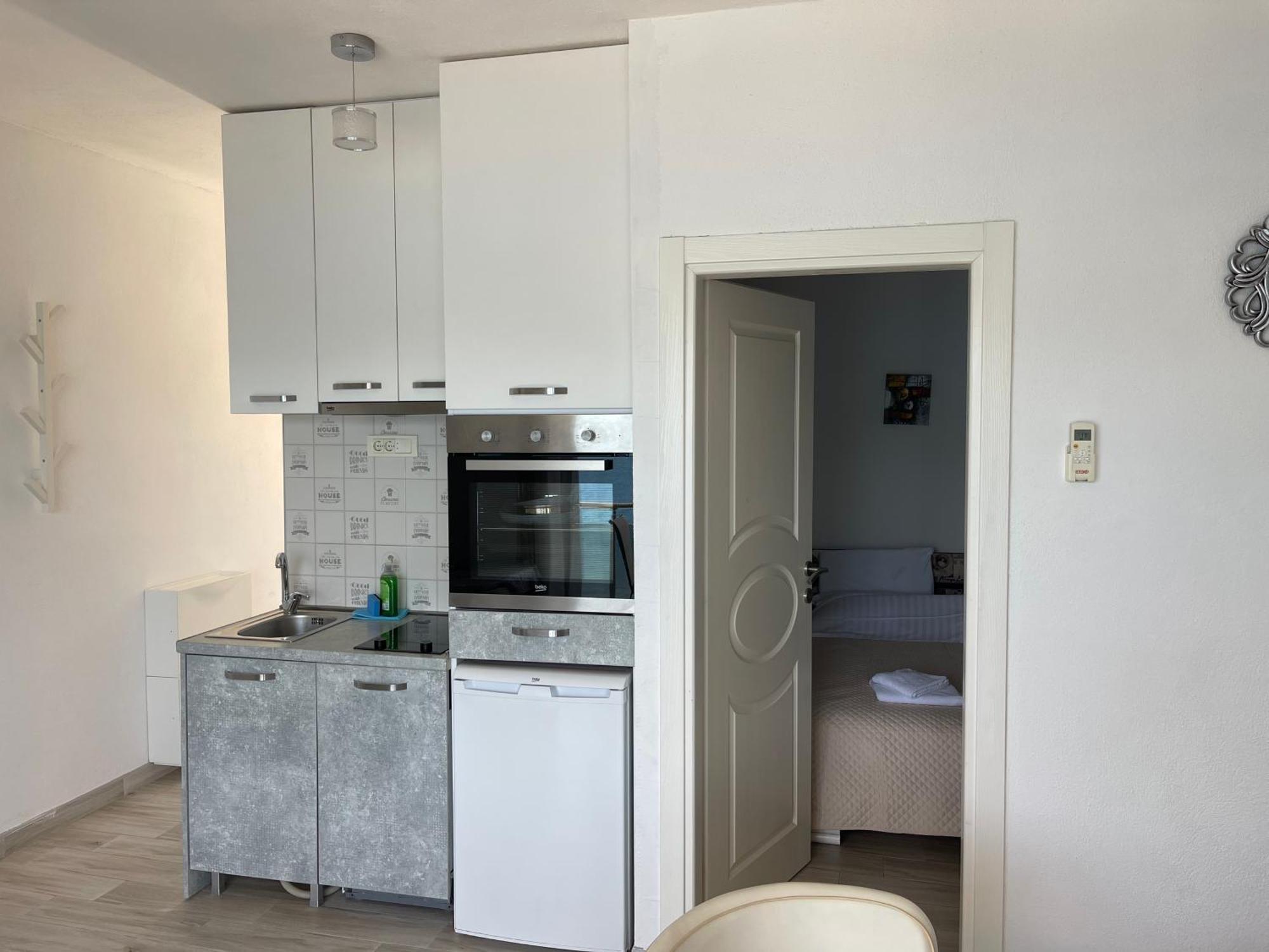 Apartmani Mia Tivat Luaran gambar